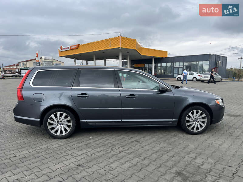 Volvo V70 (2010)
