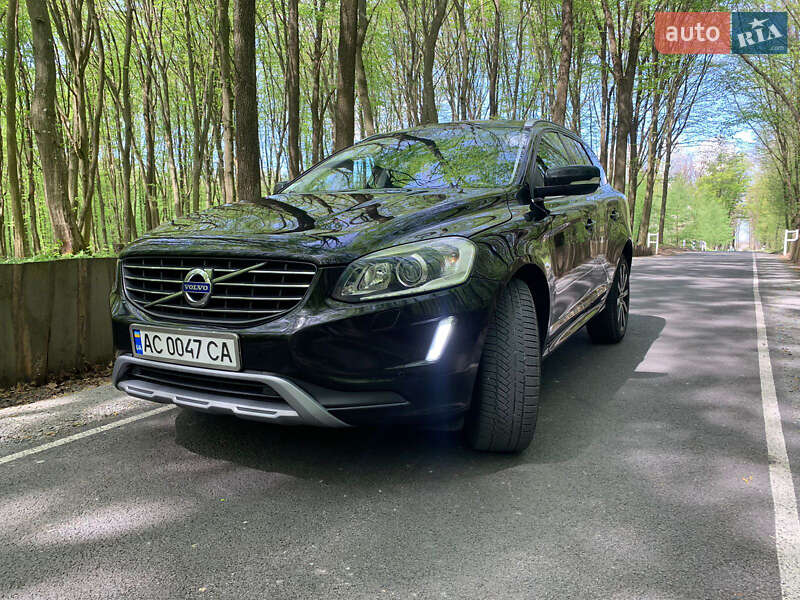 Volvo Xc60 (2015)