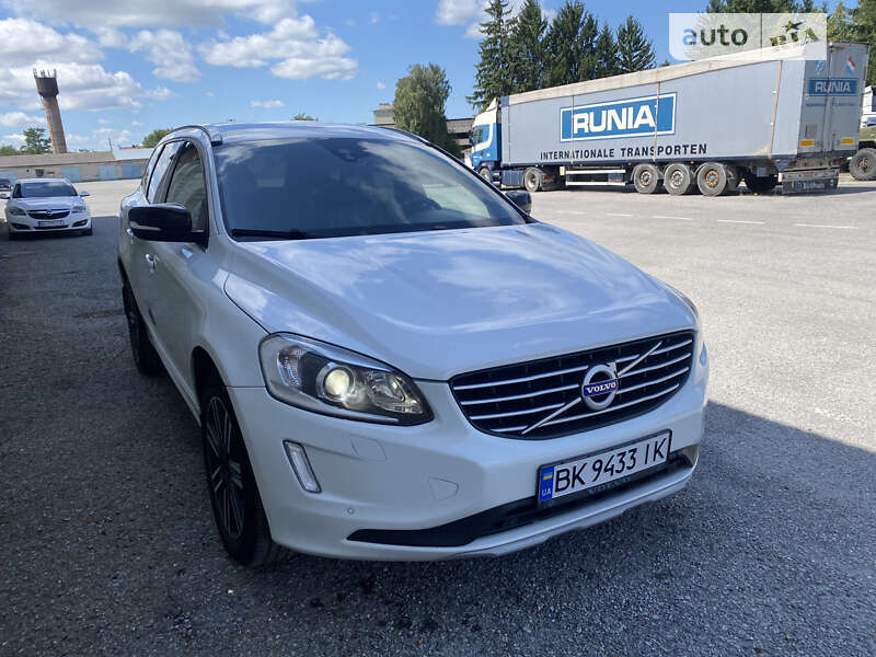 Volvo Xc60 (2017)