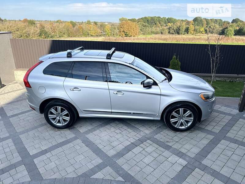 Volvo Xc60 (2016)