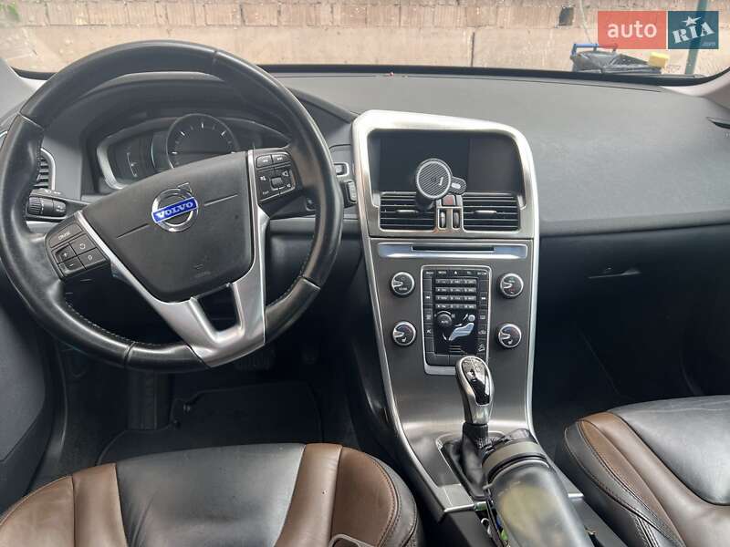 Volvo Xc60 (2013)