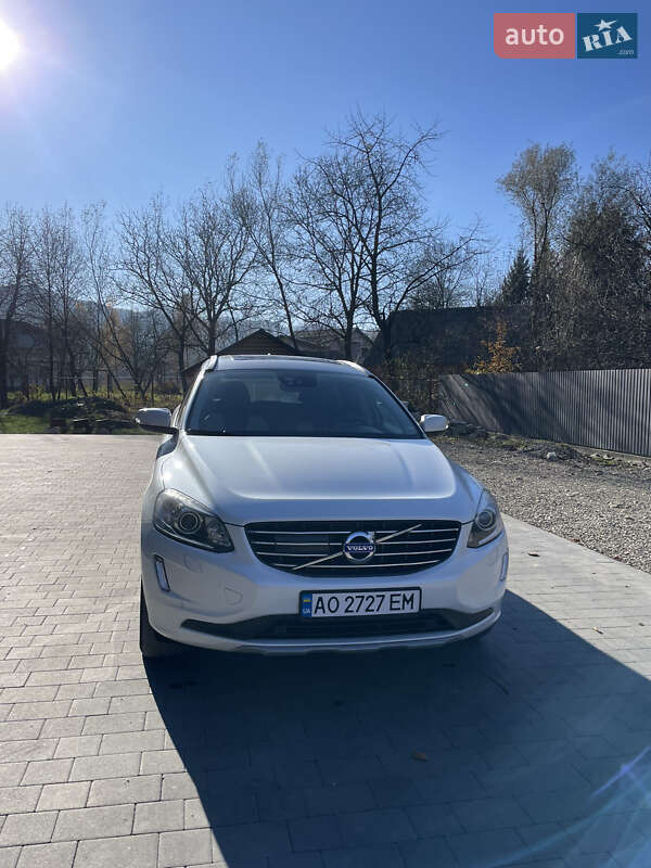 Volvo Xc60 (2015)