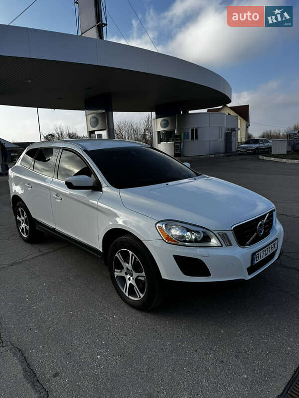 Volvo Xc60 (2011)