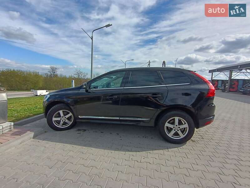 Volvo Xc60 (2015)