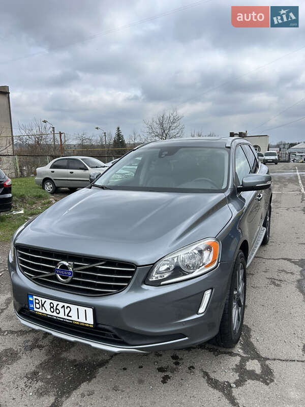 Volvo Xc60 (2016)