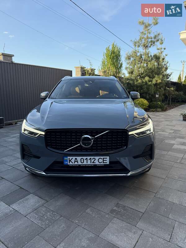 Volvo Xc60 (2023)