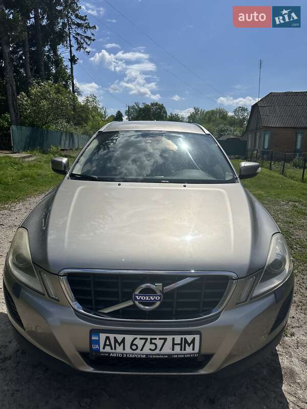 Volvo Xc60 (2011)