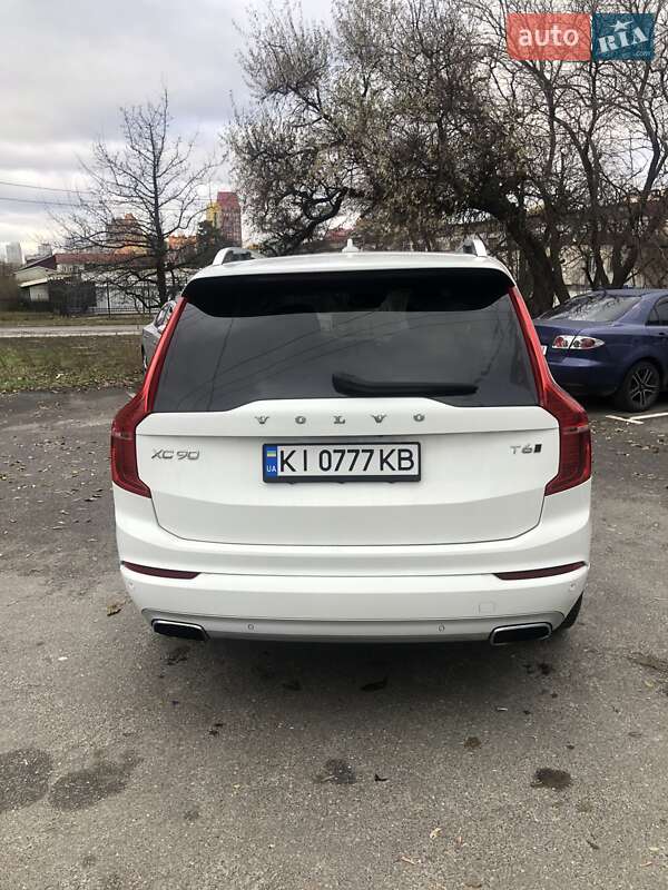 Volvo Xc90 (2018)