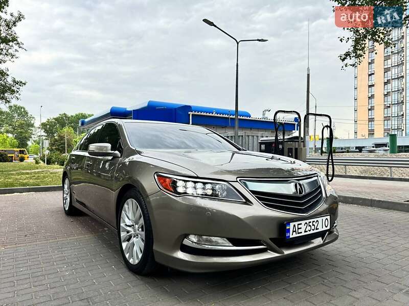 Acura Rlx (2013)