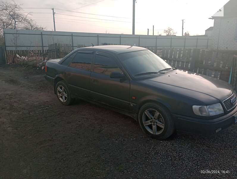 Audi 100 (1992)