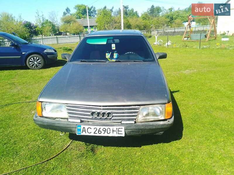 Audi 100 (1988)