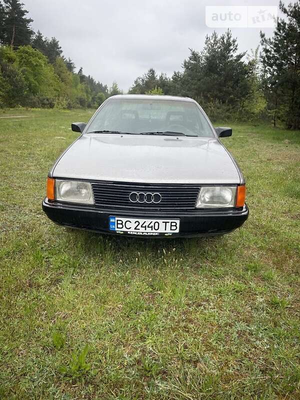 Audi 100 (1989)