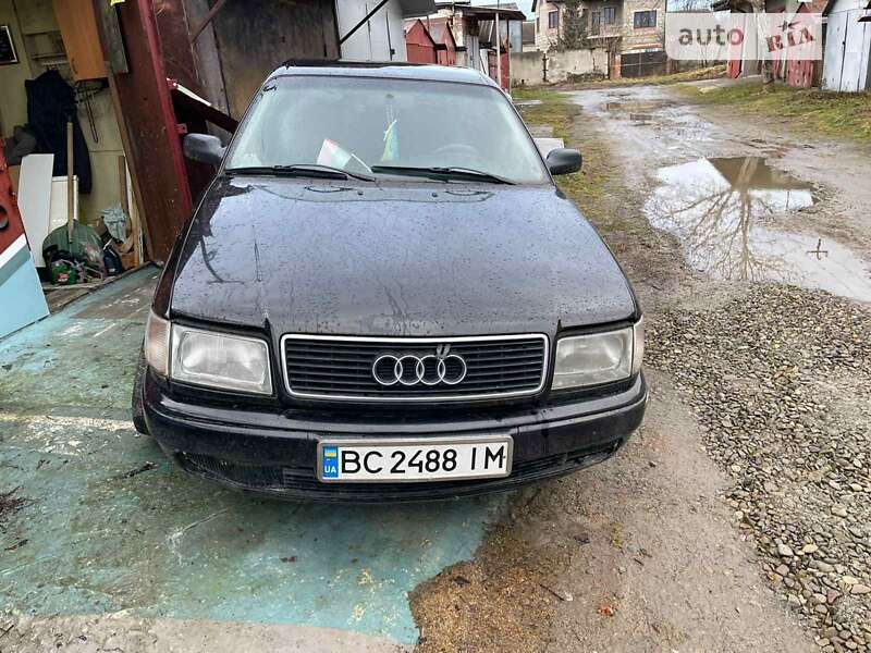 Audi 100 (1992)