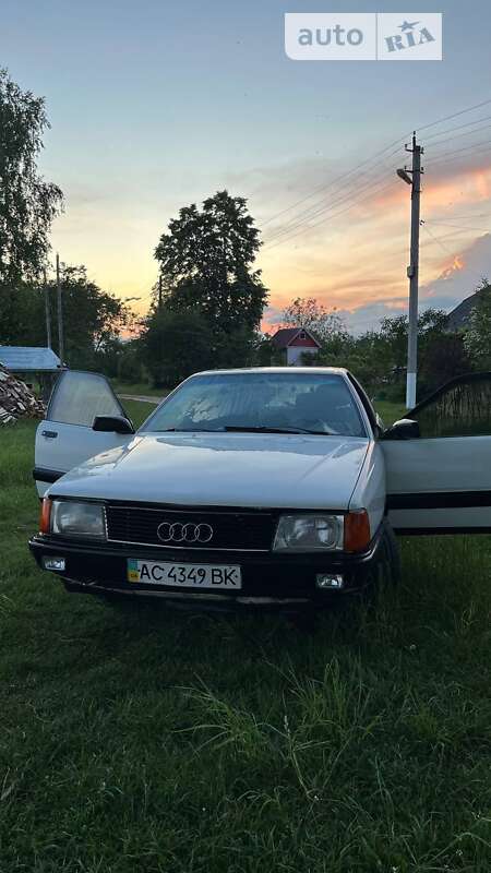 Audi 100 (1989)