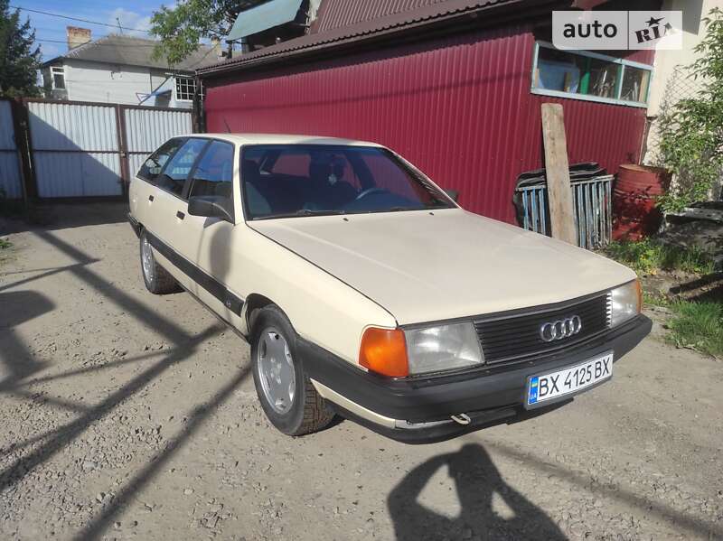 Audi 100 (1988)