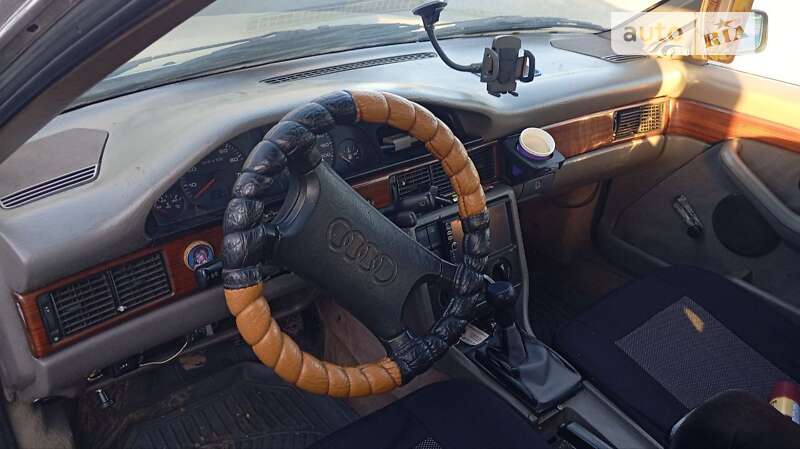 Audi 100 (1989)