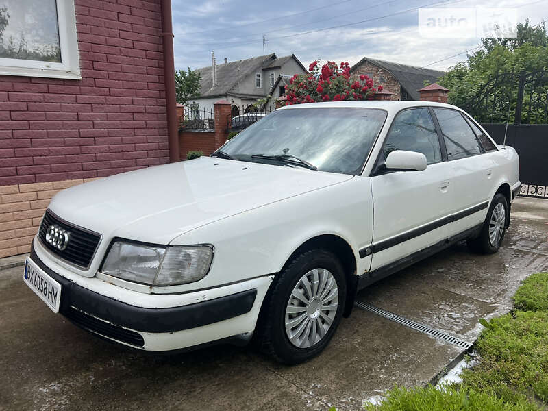 Audi 100 (1993)