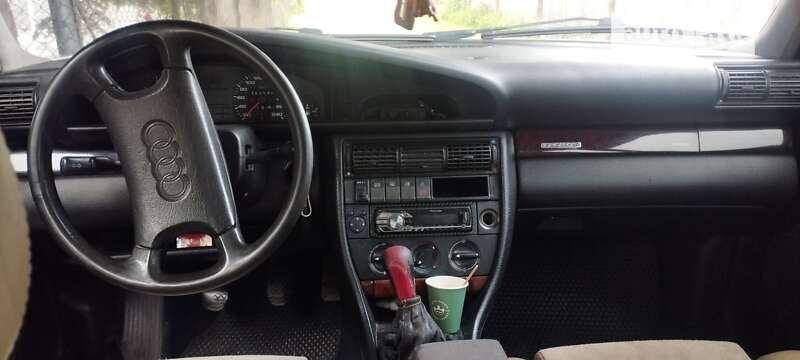 Audi 100 (1992)