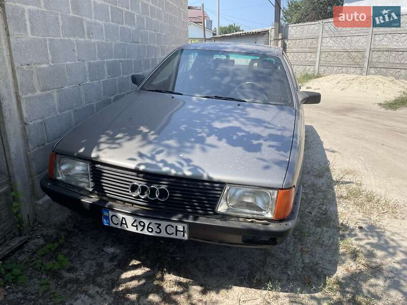 Audi 100 (1987)