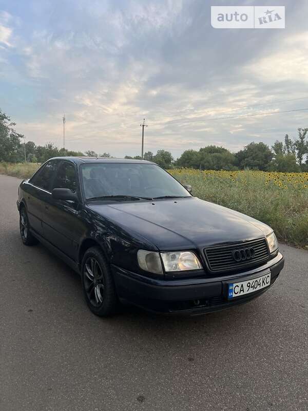 Audi 100 (1992)