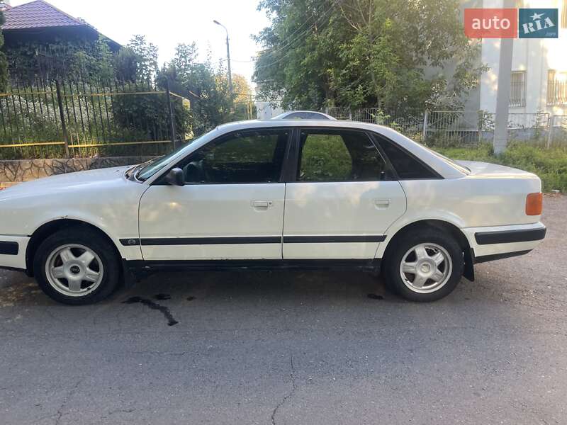Audi 100 (1993)