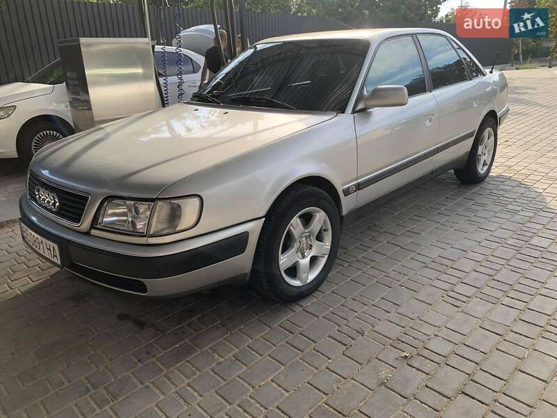 Audi 100 (1991)