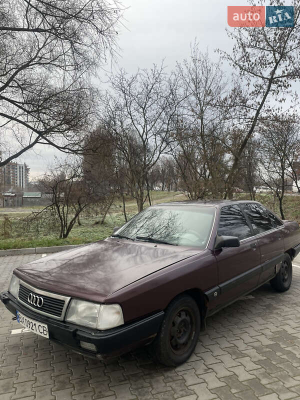 Audi 100 (1990)
