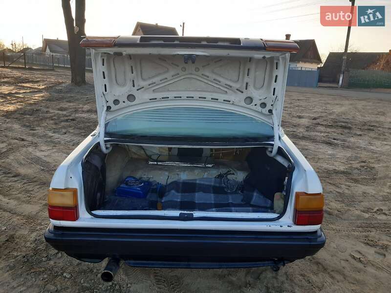 Audi 100 (1989)