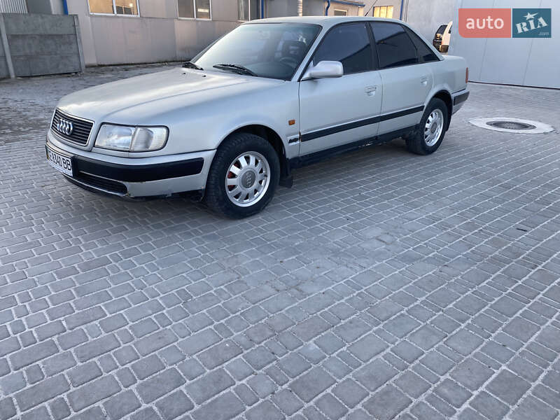 Audi 100 (1992)