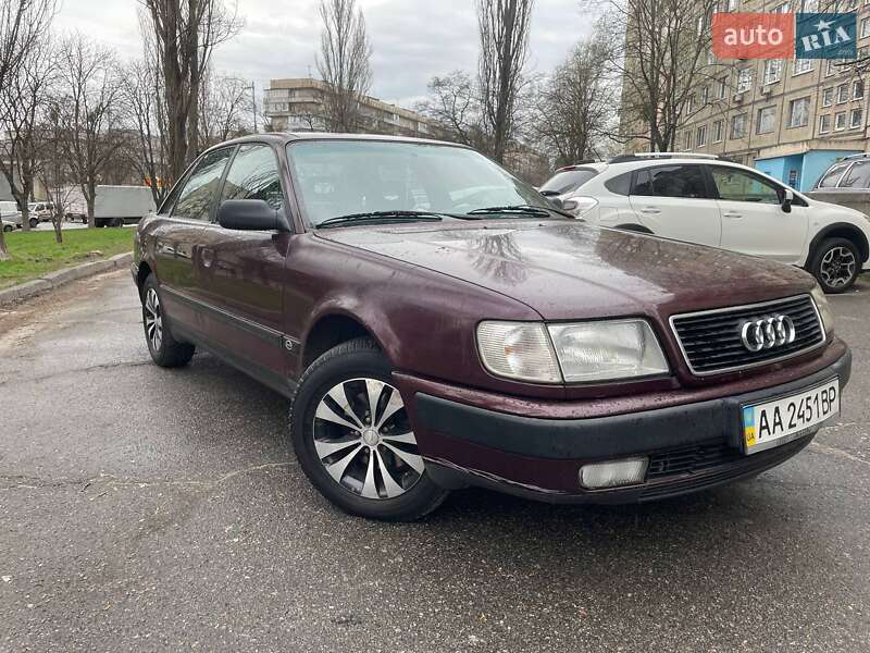 Audi 100 (1993)