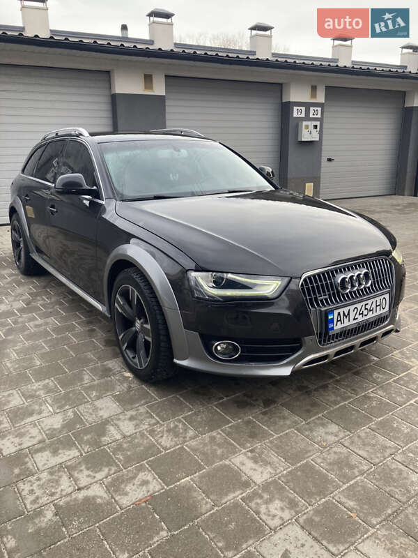 Audi A4 allroad (2013)