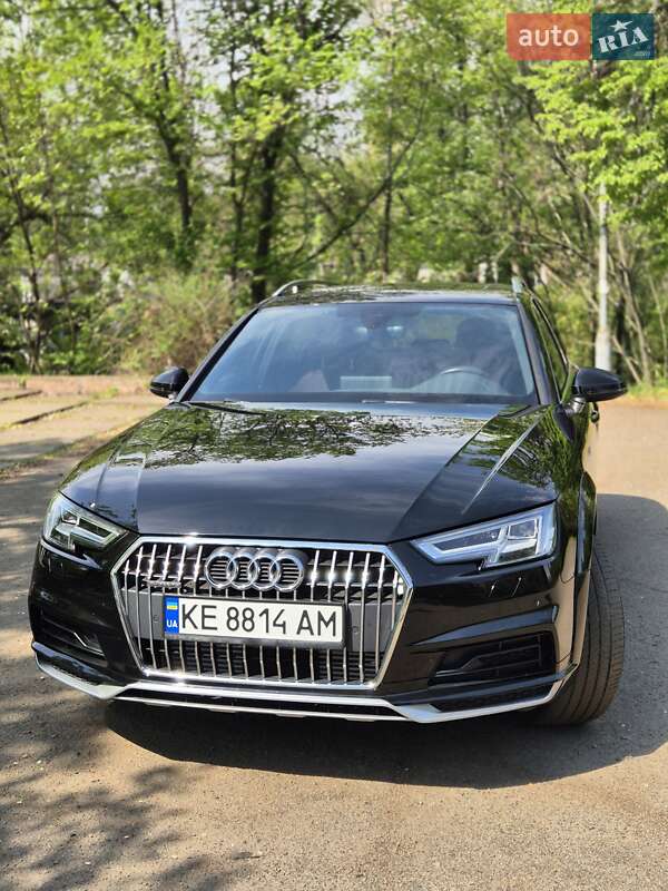 Audi A4 allroad (2017)