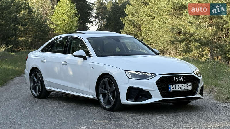 Audi A4 (2021)