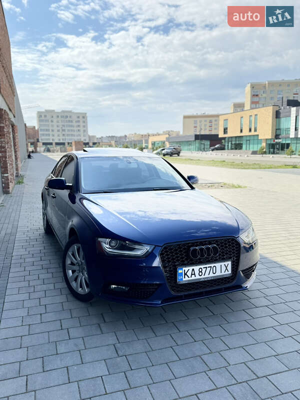 Audi A4 (2012)