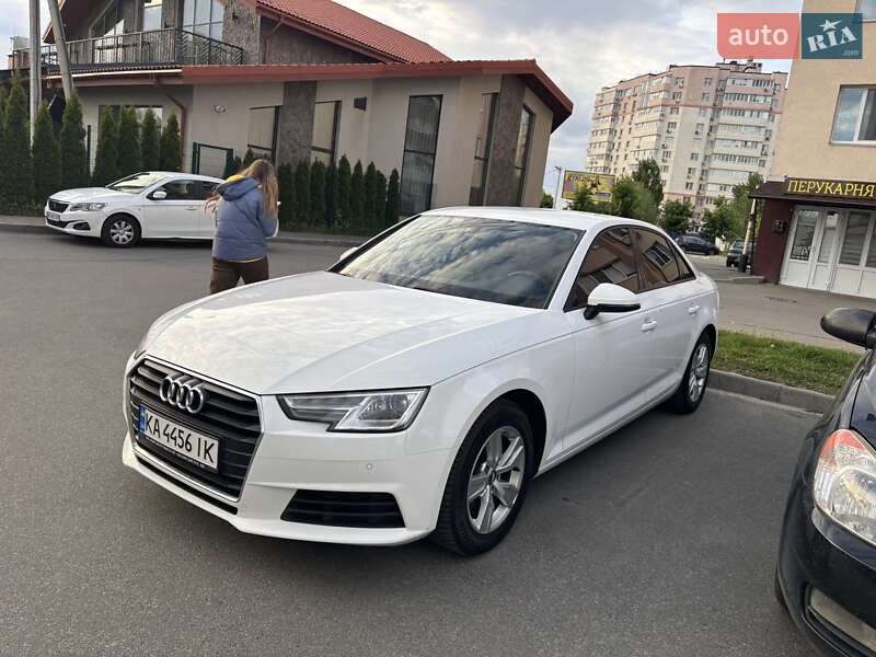 Audi A4 (2016)
