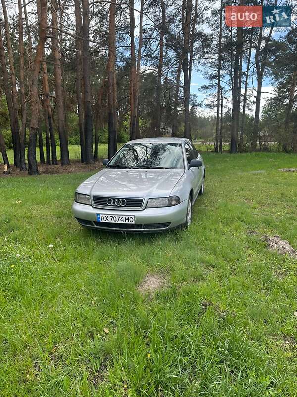 Audi A4 (1995)