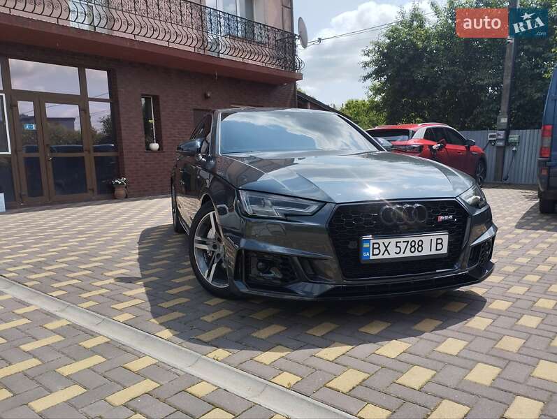 Audi A4 (2016)