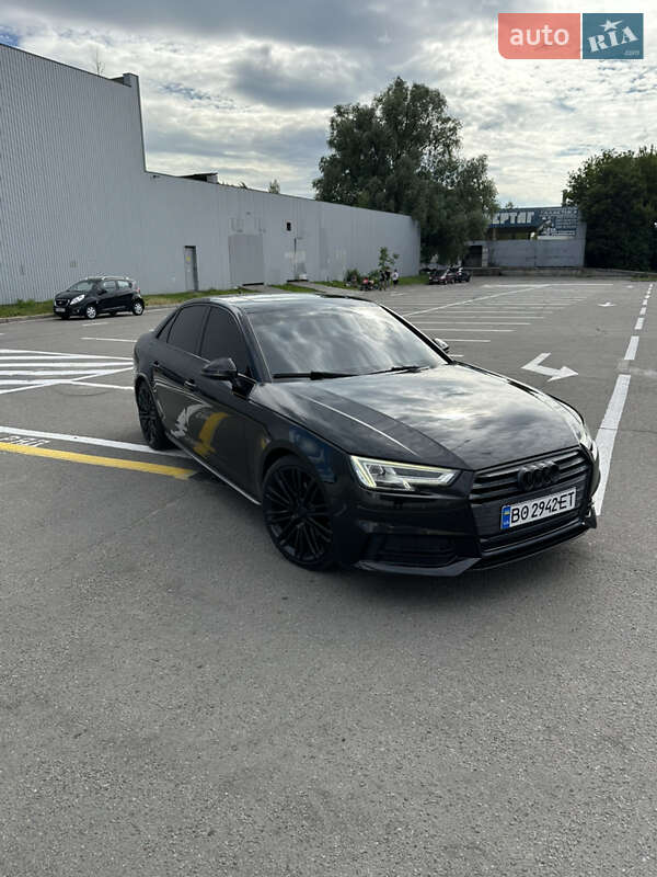 Audi A4 (2017)
