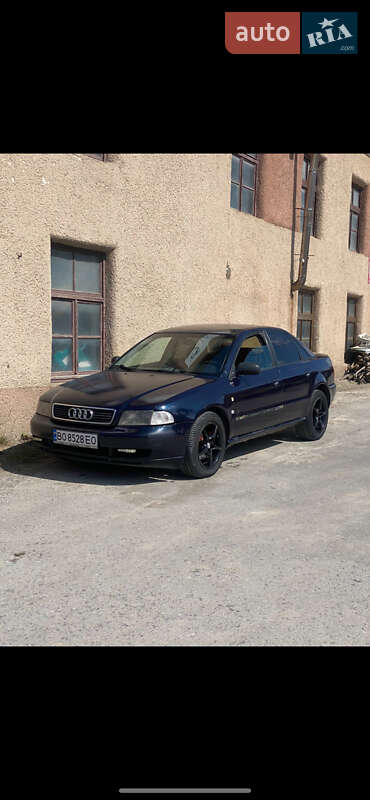 Audi A4 (1995)