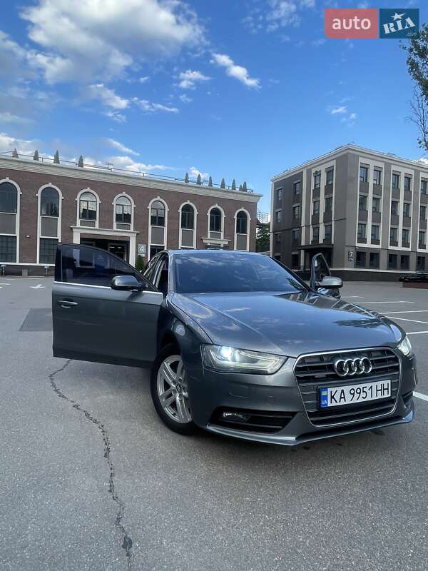 Audi A4 (2014)