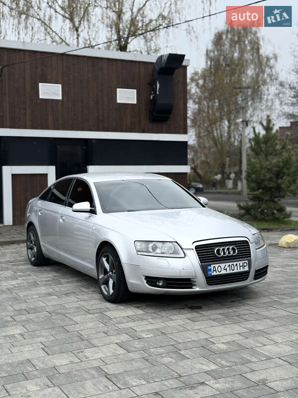 Audi A6 (2004)