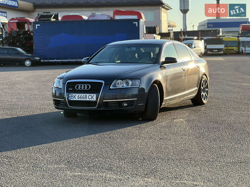 Audi A6 (2004)