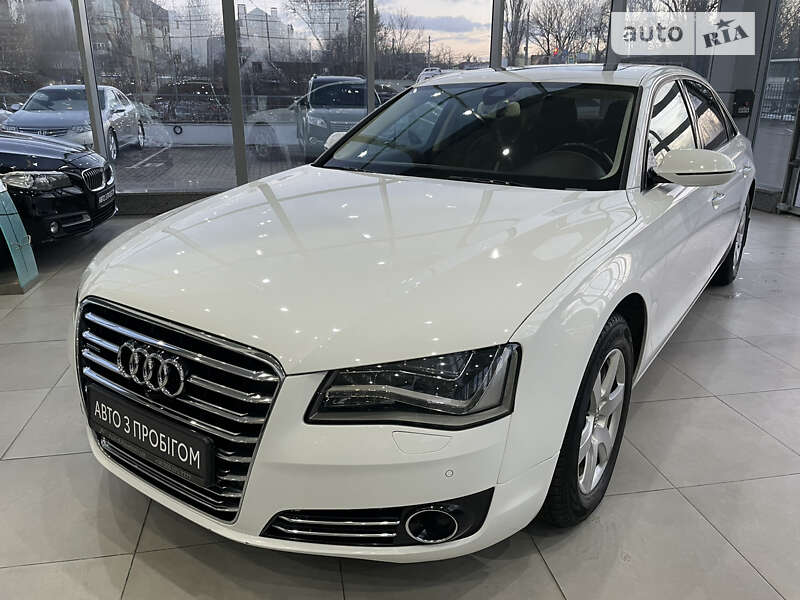 Audi A8 (2012)