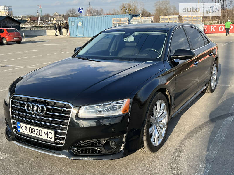 Audi A8 (2017)