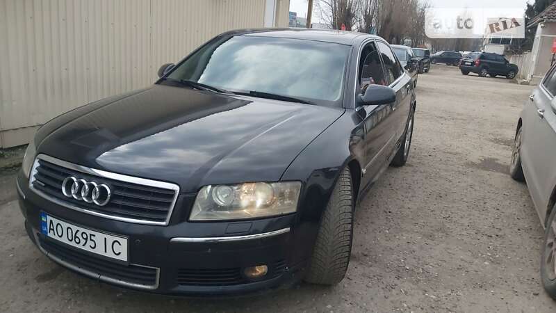 Audi A8 (2003)