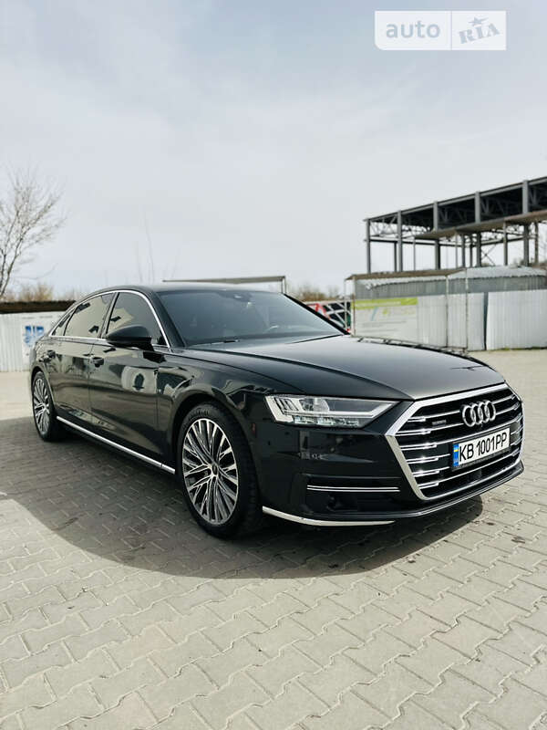 Audi A8 (2021)