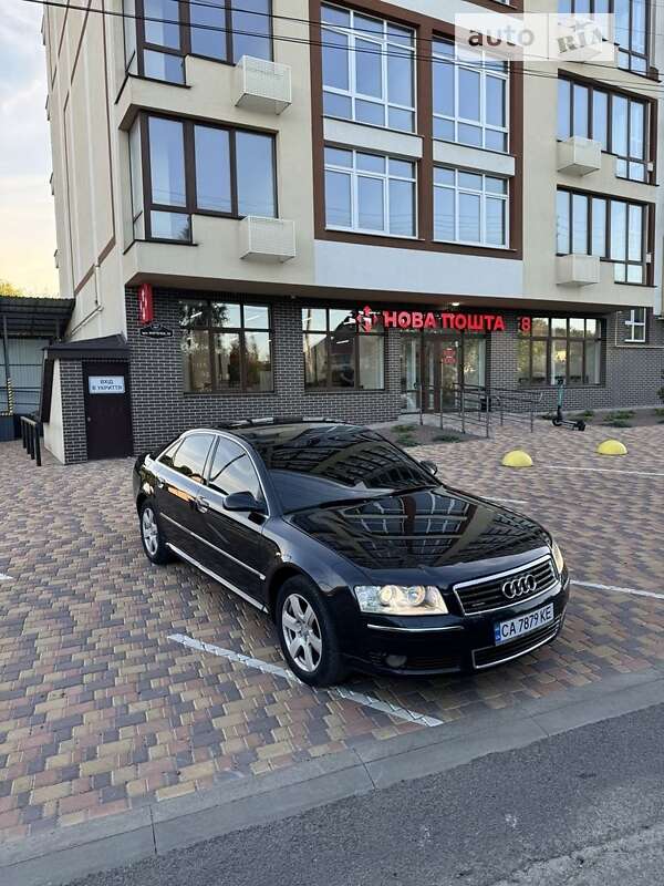 Audi A8 (2002)