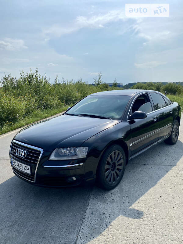 Audi A8 (2003)