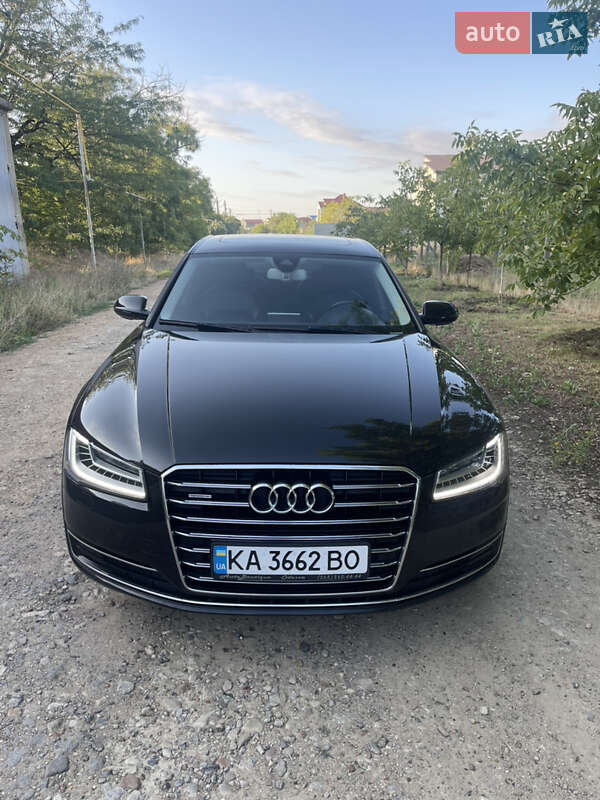 Audi A8 (2017)