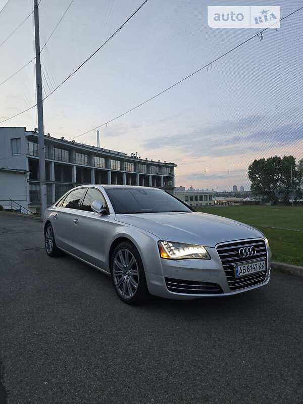 Audi A8 (2012)
